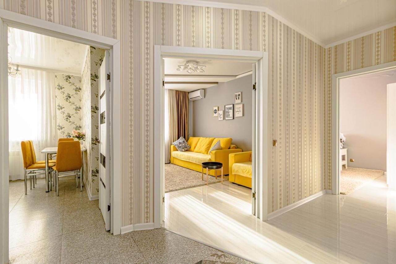 7 Я-41 Apartment Астана Экстерьер фото
