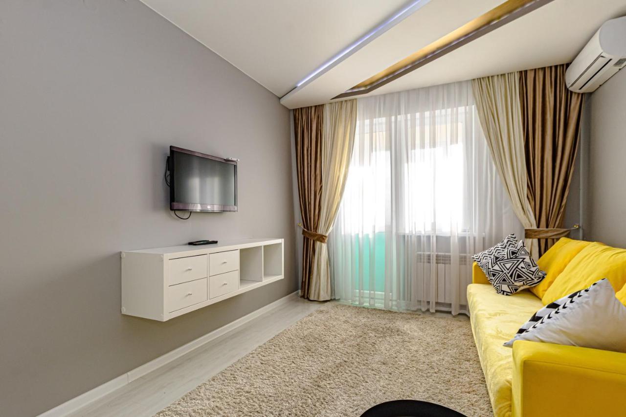 7 Я-41 Apartment Астана Экстерьер фото