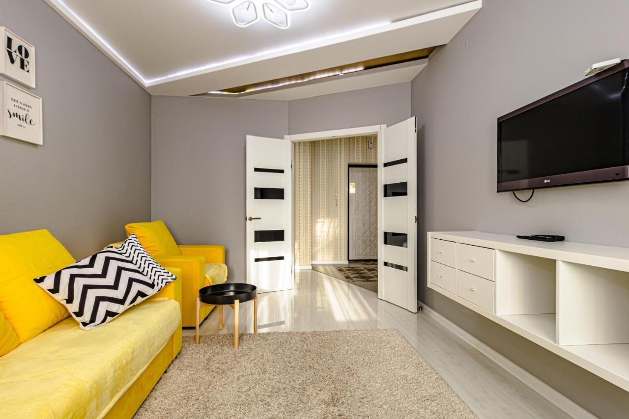 7 Я-41 Apartment Астана Экстерьер фото