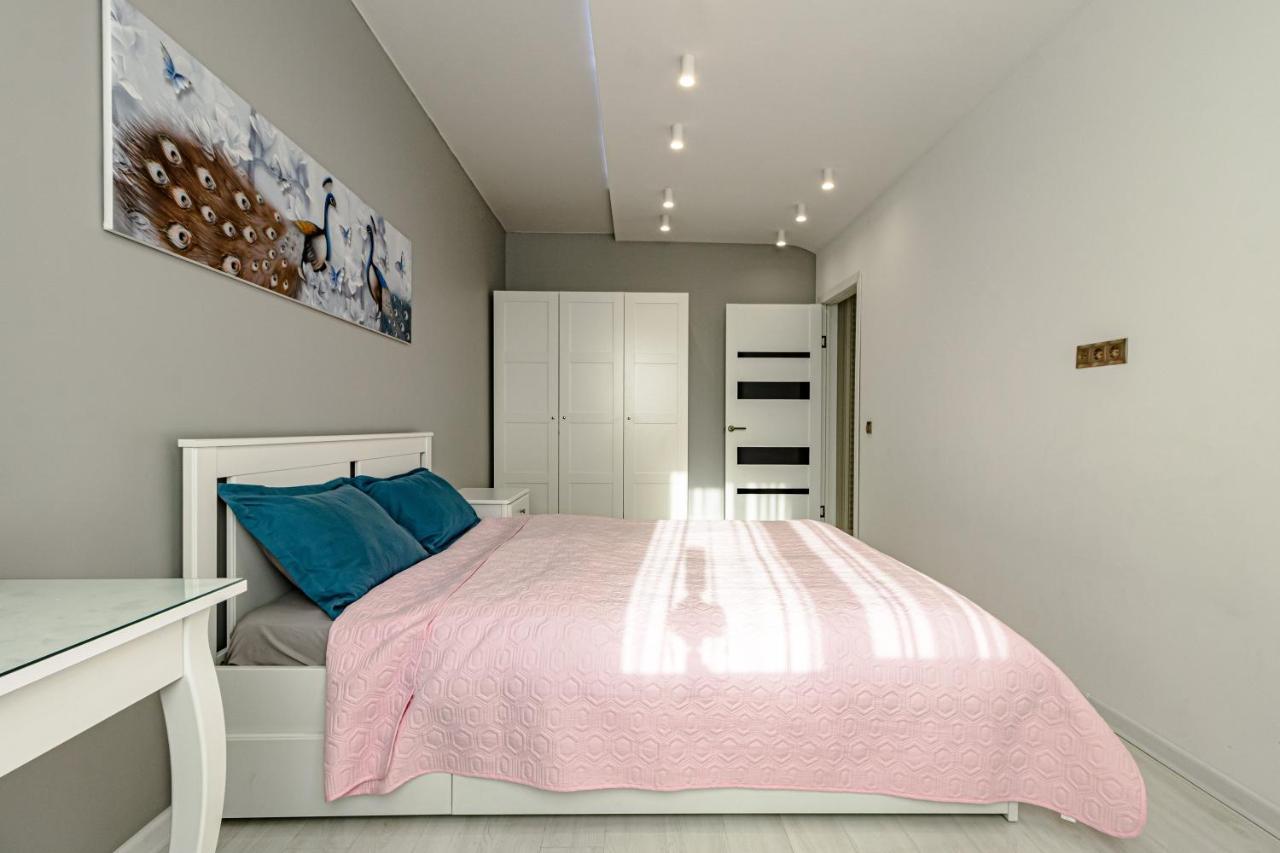 7 Я-41 Apartment Астана Экстерьер фото