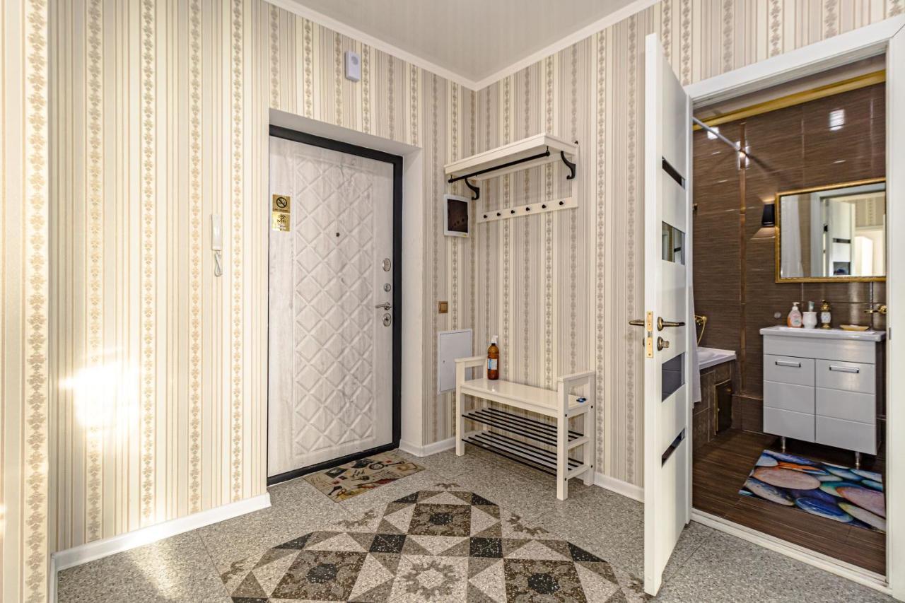 7 Я-41 Apartment Астана Экстерьер фото