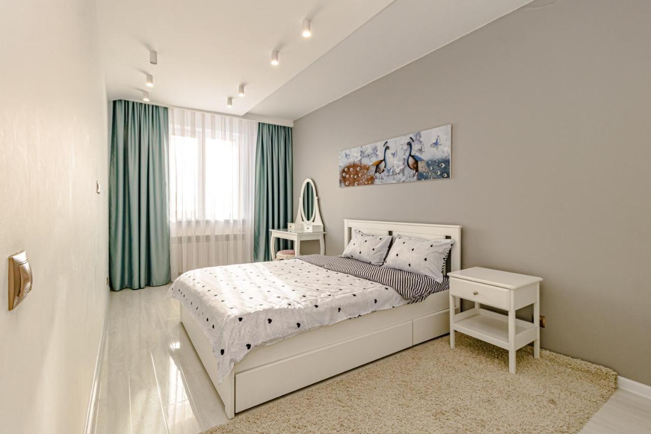 7 Я-41 Apartment Астана Экстерьер фото
